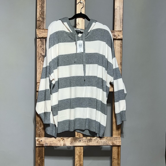 torrid Tops - COPY - Torrid gray stripe boxy pullover hoodie sweater. Size 4X. NWT.